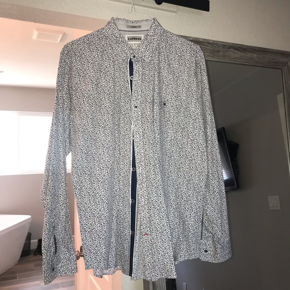 Men’s express button-up collared shirt
